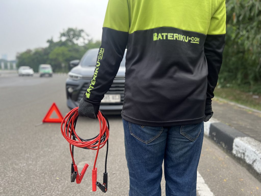 Jasa Jumper Aki Panggilan Tangerang Solusi Mobil Mogok 24 Jam​