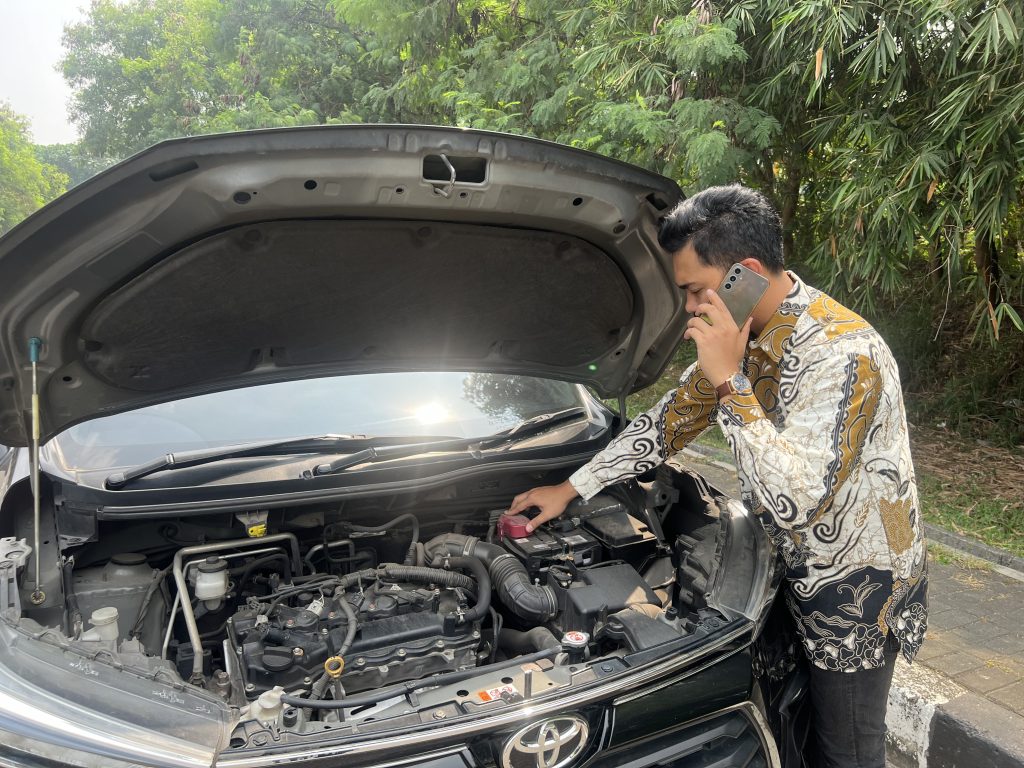 PENTING! 7 Penyebab Aki Mobil Habis Sendiri dan Cara Atasinya