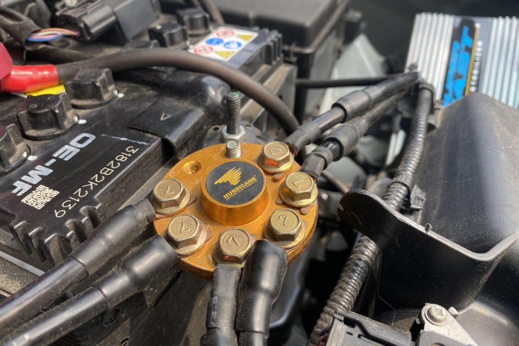 baterai mobil Bosch kelapa gading