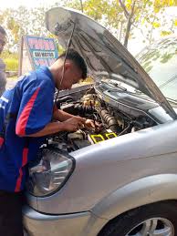 Teknisi Berpengalaman yang Memberikan Layanan Terbaik