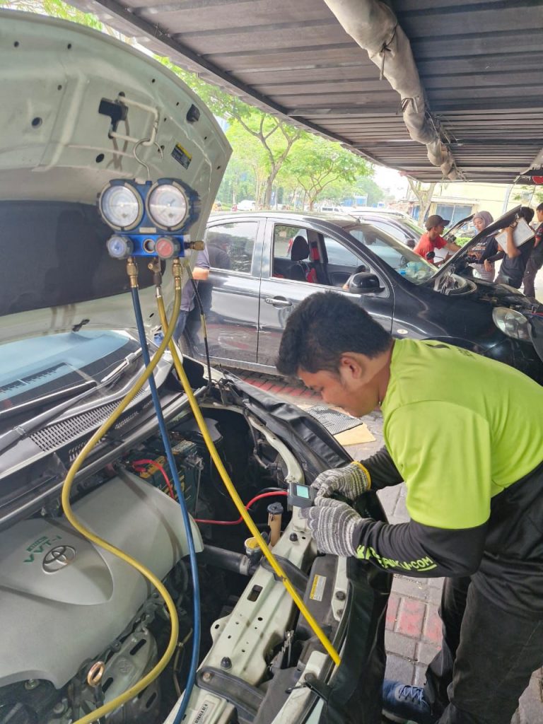 Cek Aki Mobil Terdekat Jakarta Utara, Dijamin Langsung Beres!