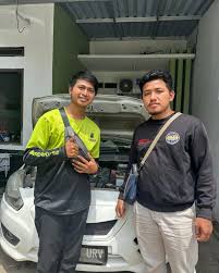 Tinggal Hubungi! Layanan Cas Aki Mobil Serpong yang Cepat dan Terpercaya