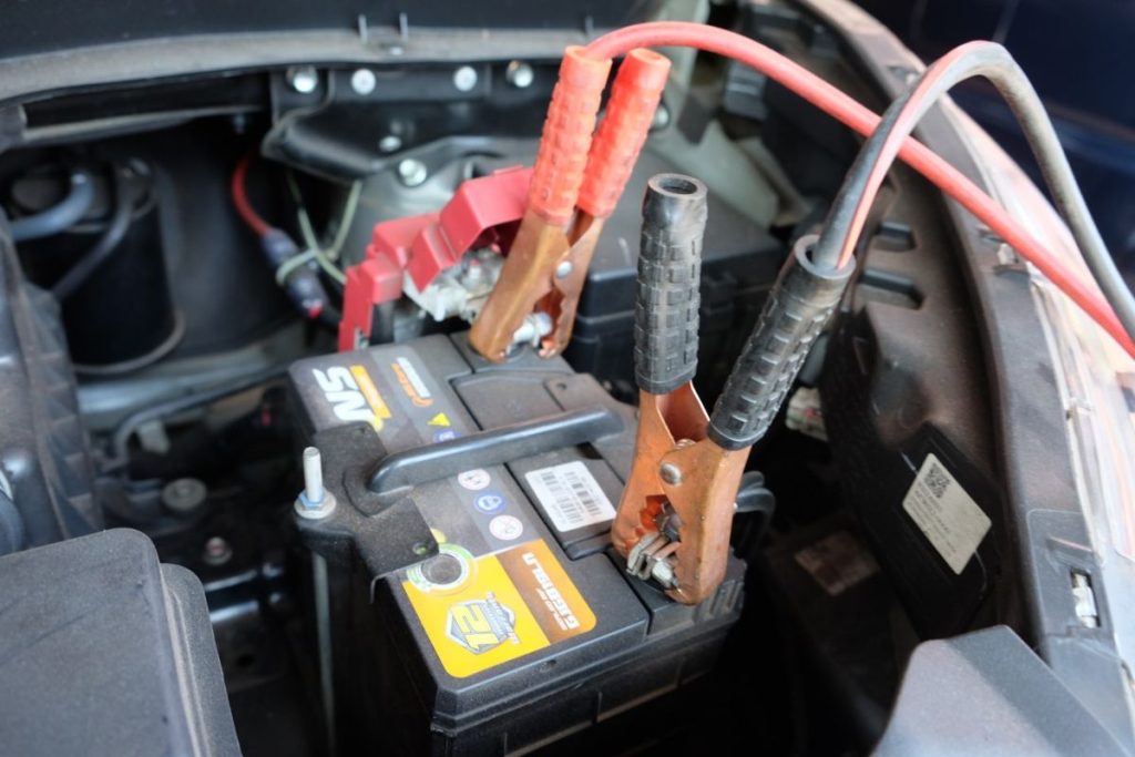 baterai mobil untuk mobil diesel Tanjung Priok