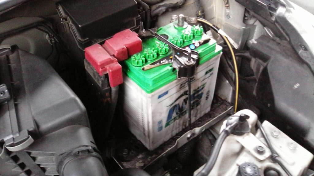 ganti baterai mobil di Sunter